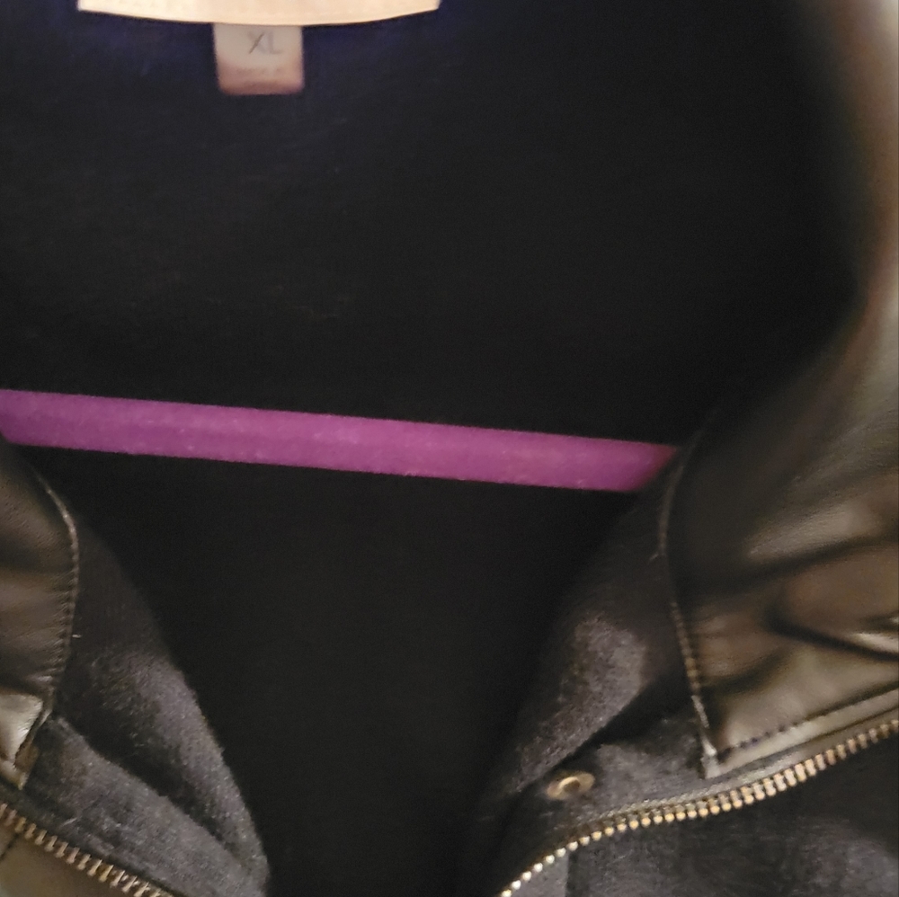Jacket - Picture 5 of 8